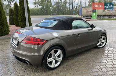 Родстер Audi TT 2010 в 