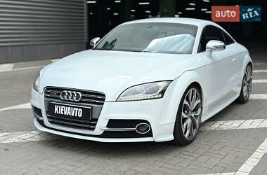 Купе Audi TT 2012 в 