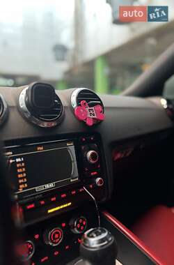 Купе Audi TT 2011 в 