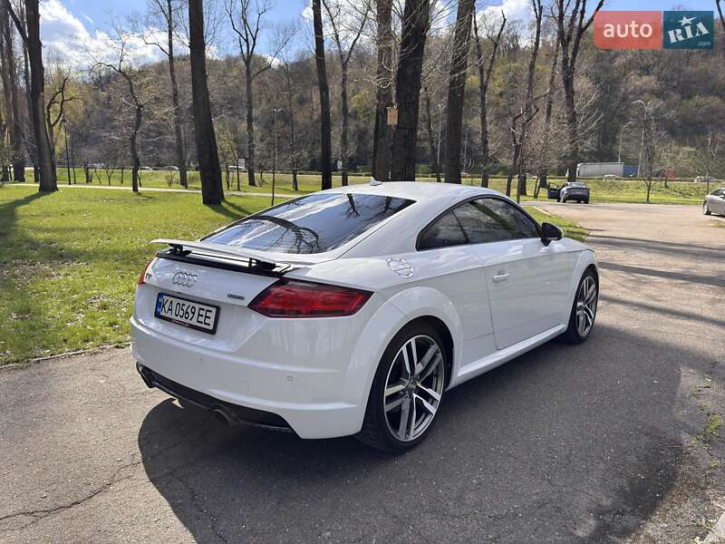 Купе Audi TT 2015 в Киеве