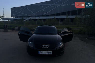 Купе Audi TT 2000 в 