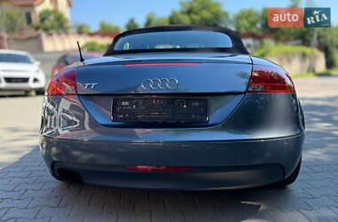 Купе Audi TT 2008 в 