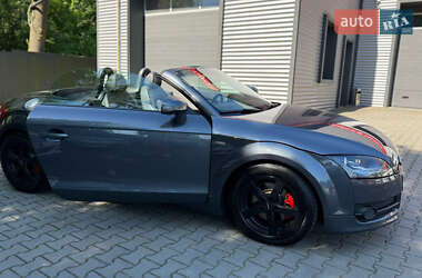 Купе Audi TT 2008 в 