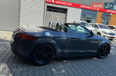 Купе Audi TT 2008 в 