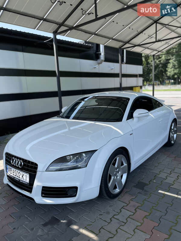 Купе Audi TT 2007 в 