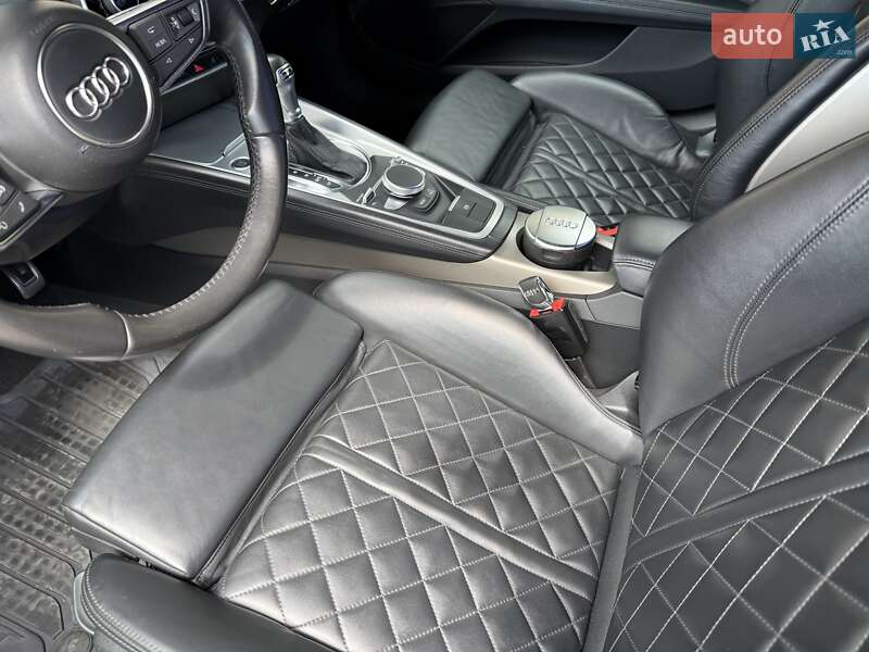 Купе Audi TT 2015 в Днепре