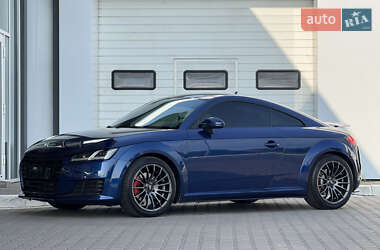 Купе Audi TT 2015 в 