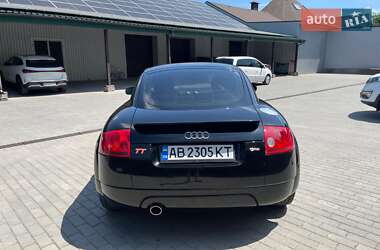 Купе Audi TT 2004 в 