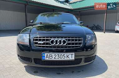 Купе Audi TT 2004 в 