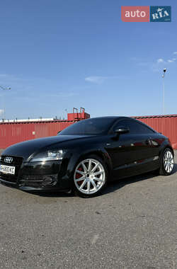 Купе Audi TT 2008 в 