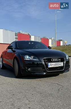 Купе Audi TT 2008 в 