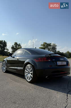Купе Audi TT 2008 в 