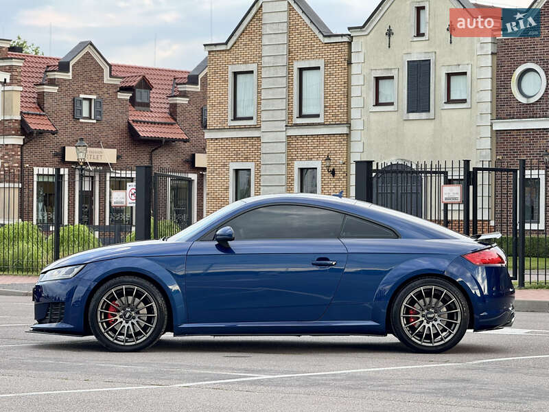 Купе Audi TT 2015 в Києві