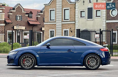 Купе Audi TT 2015 в 