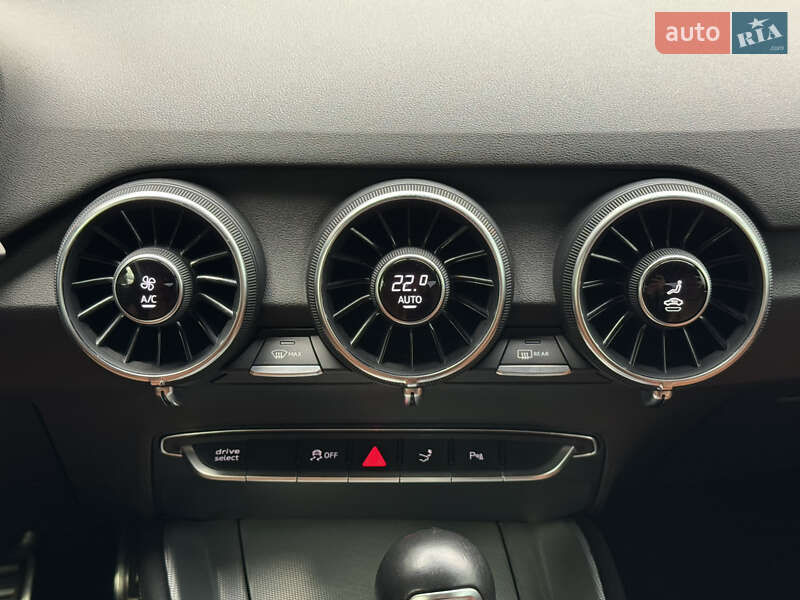 Купе Audi TT 2015 в Києві