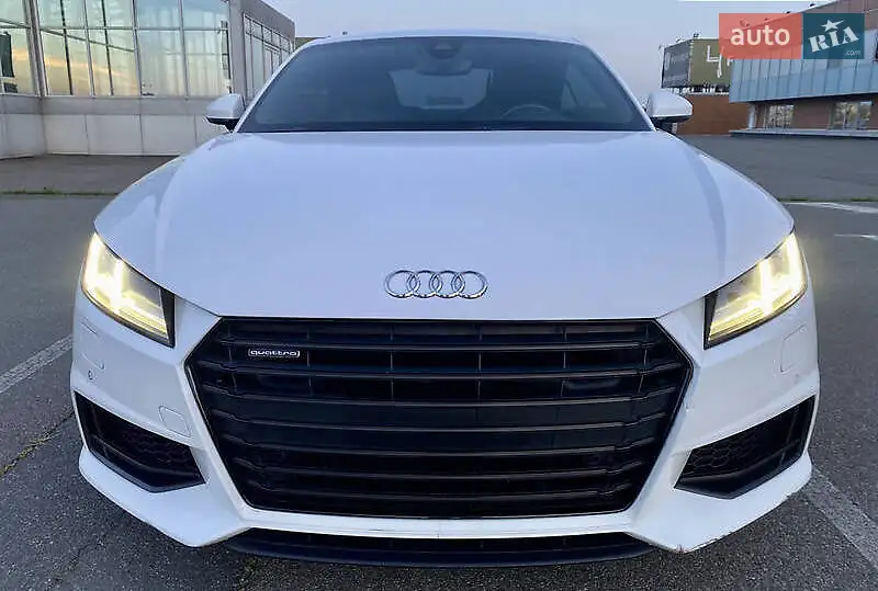 Audi TT 2015