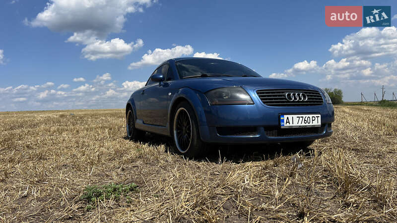 Купе Audi TT 2000 в Петропавловке