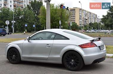 Купе Audi TT 2009 в 