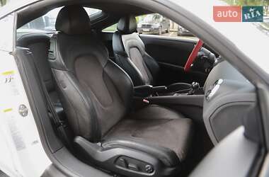 Купе Audi TT 2011 в 