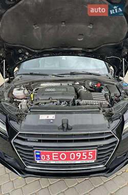 Купе Audi TT 2015 в 