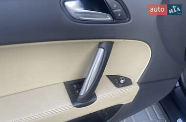 Купе Audi TT 2011 в 