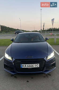 Купе Audi TT 2020 в 