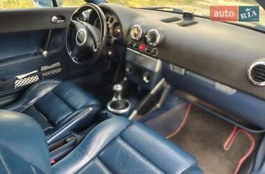 Купе Audi TT 2000 в 