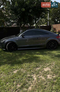 Купе Audi TT 2013 в 