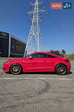 Купе Audi TT 2007 в 