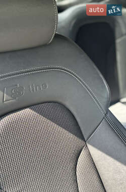 Купе Audi TT 2012 в 