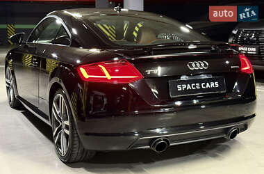 Купе Audi TT 2016 в 