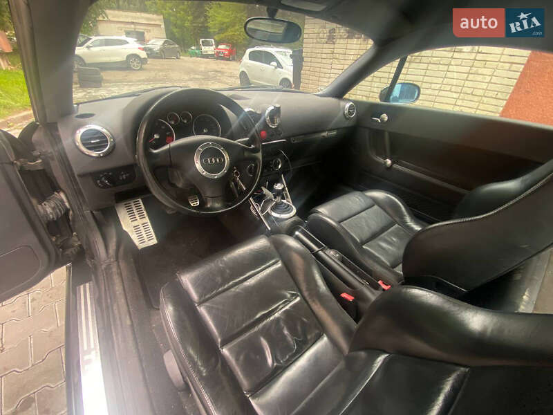 Купе Audi TT 2001 в Львове фото 7 Купе Audi TT 2001 в Львове