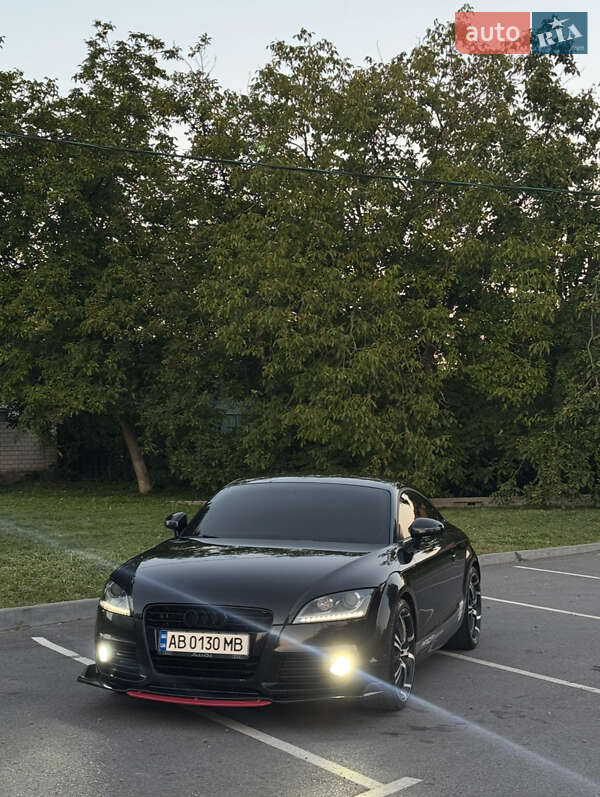 Audi TT 2011 Audi TT 2011