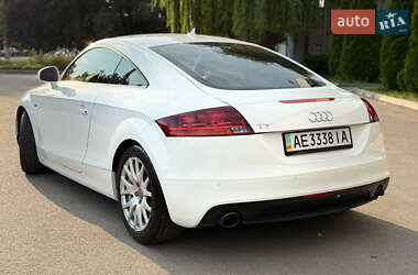 Купе Audi TT 2011 в 