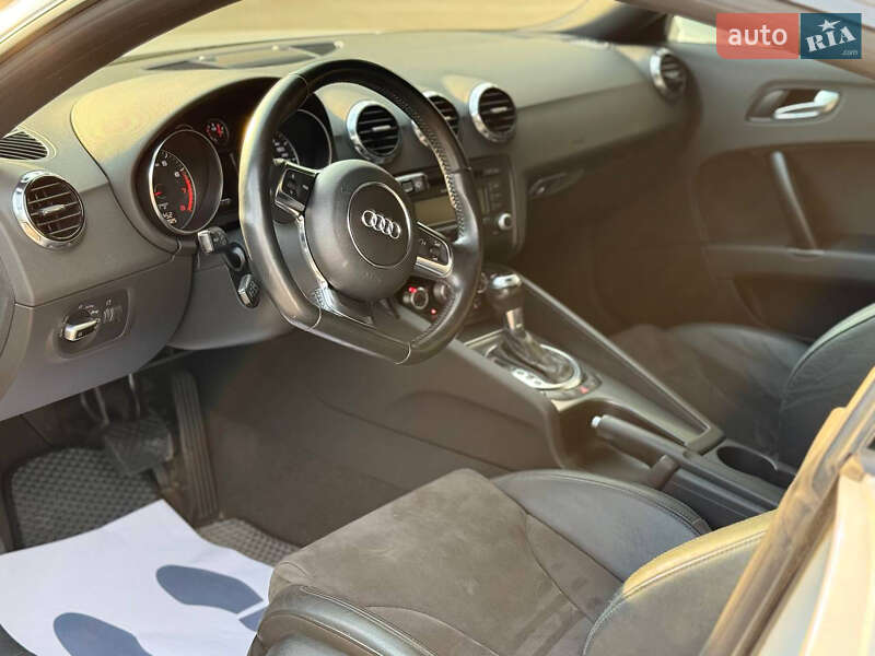 Купе Audi TT 2011 в Днепре