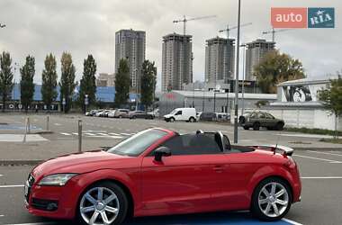 Родстер Audi TT 2008 в  фото 13 Родстер Audi TT 2008 в
