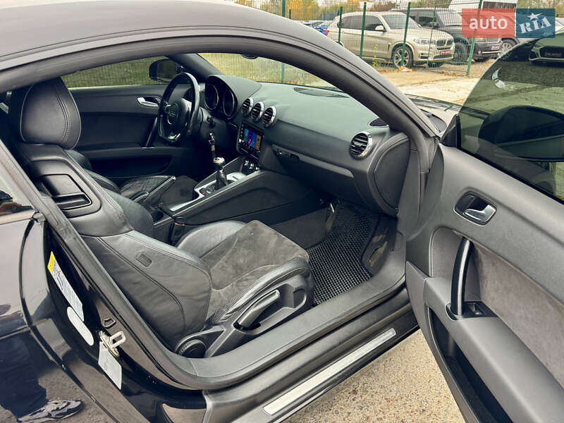 Купе Audi TT 2006 в Києві фото 17 Купе Audi TT 2006 в Києві