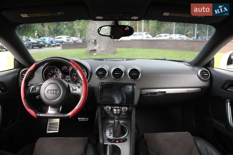Купе Audi TT 2011 в Харкові
