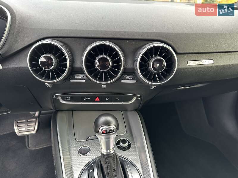 Купе Audi TT 2016 в Киеве фото 23 Купе Audi TT 2016 в Киеве