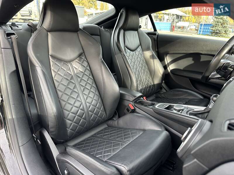 Купе Audi TT 2016 в Киеве фото 29 Купе Audi TT 2016 в Киеве