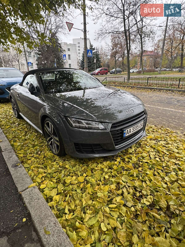 Родстер Audi TT 2015 в Киеве фото 2 Родстер Audi TT 2015 в Киеве