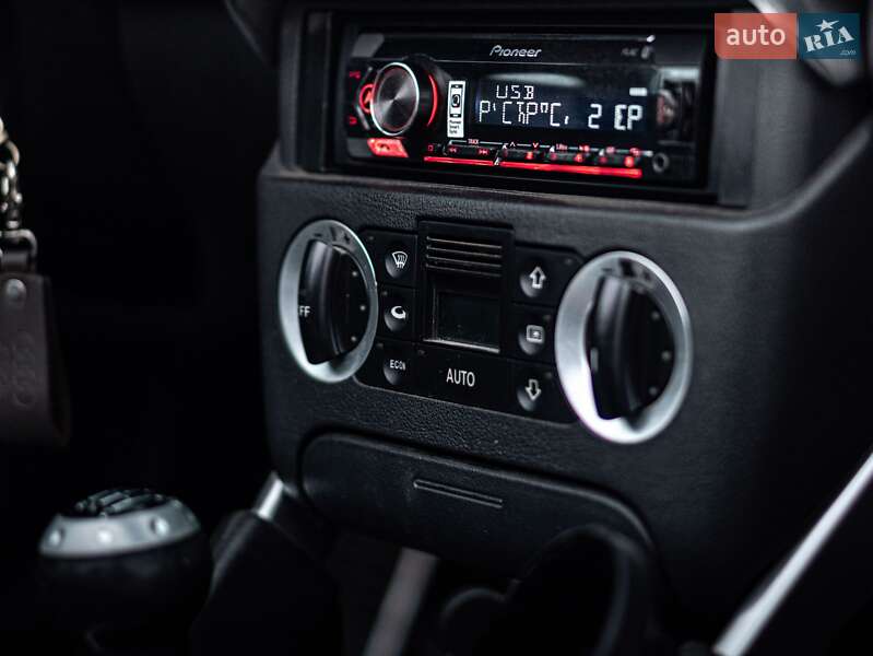 Родстер Audi TT 2000 в Харькове