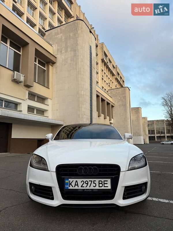 Купе Audi TT 2011 в Киеве фото 9 Купе Audi TT 2011 в Киеве