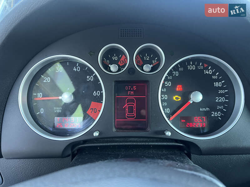 Купе Audi TT 2002 в Кропивницькому фото 33 Купе Audi TT 2002 в Кропивницькому