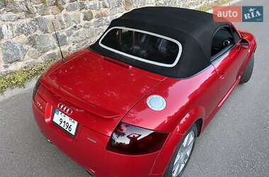 Родстер Audi TT 2003 в Ворзеле