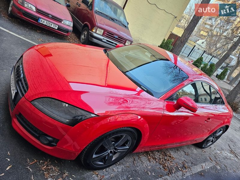 Купе Audi TT 2008 в Києві фото 4 Купе Audi TT 2008 в Києві