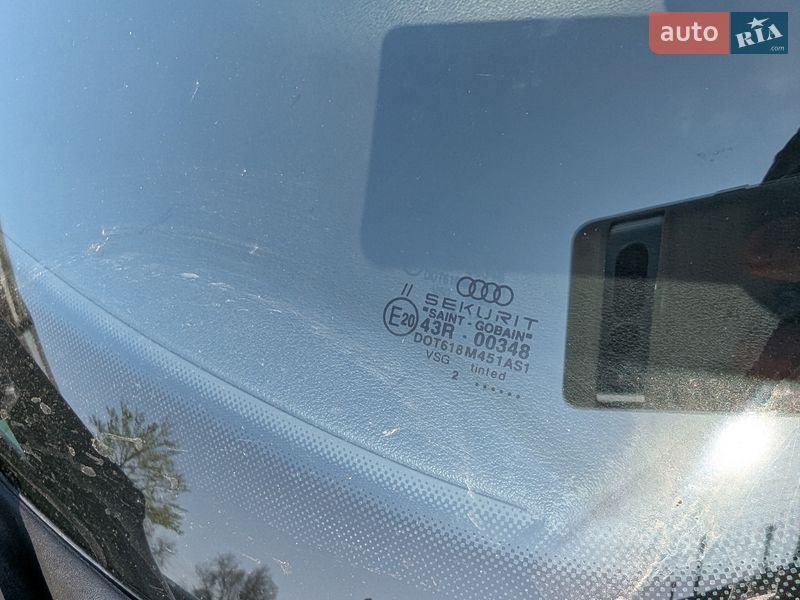 Купе Audi TT 1999 в Южноукраинске