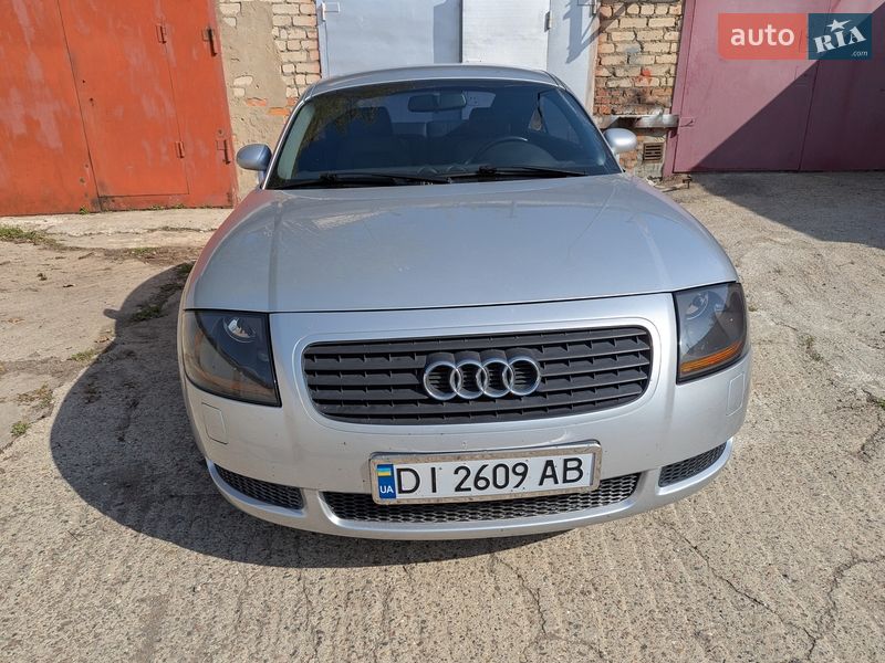 Купе Audi TT 1999 в Южноукраинске