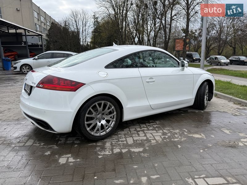 Купе Audi TT 2011 в Львове