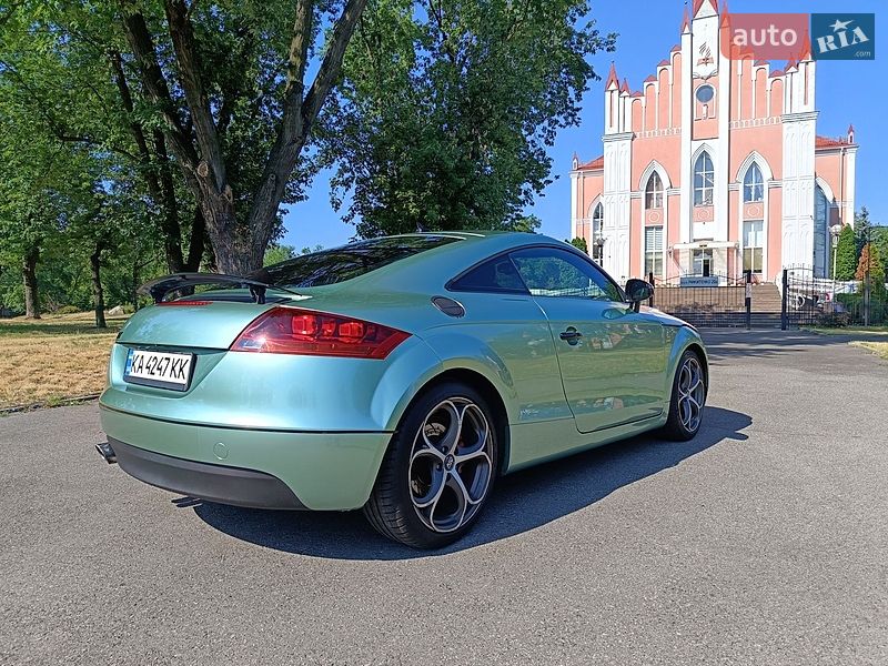 Купе Audi TT 2010 в Києві